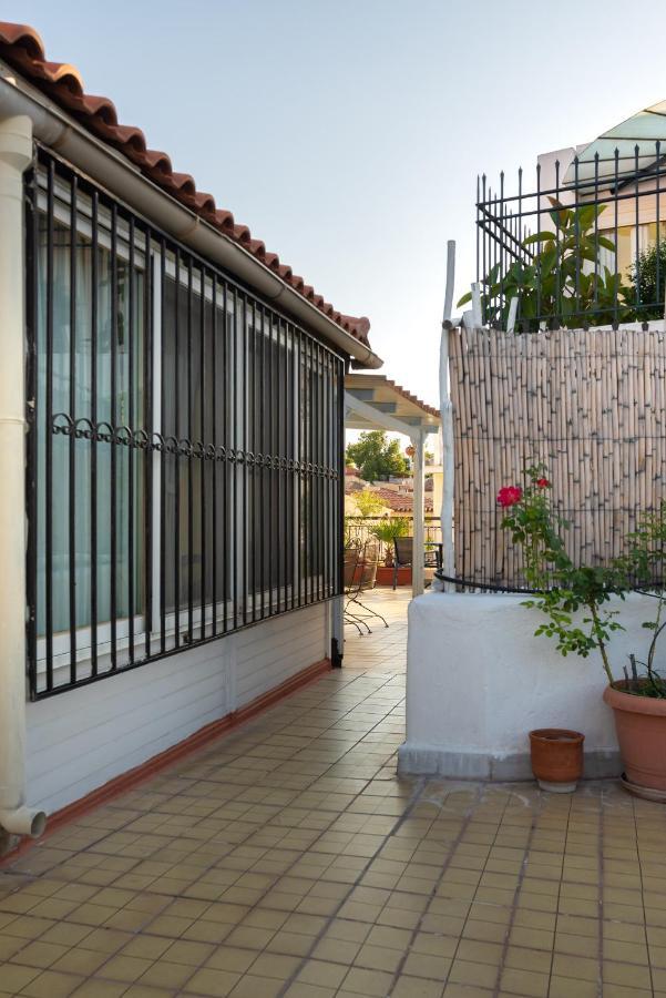 Villa127 *